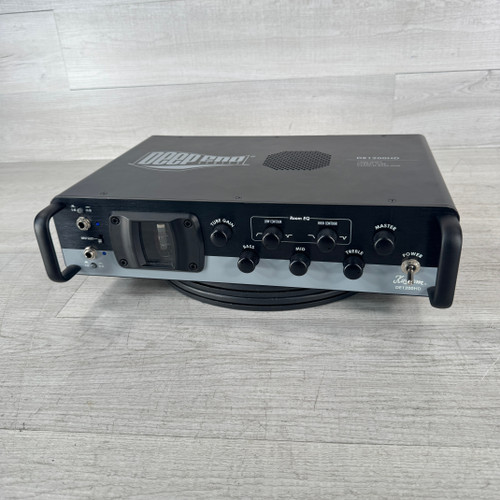 Vist Large View of Product Image Which is Used Kustom DE1200HD - 1200-watt Bass Amplifier Head