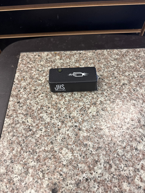 Vist Large View of Product Image Which is Used JHS Pedals LITTLE BLACK BUFFER Guitar Effects Pedal