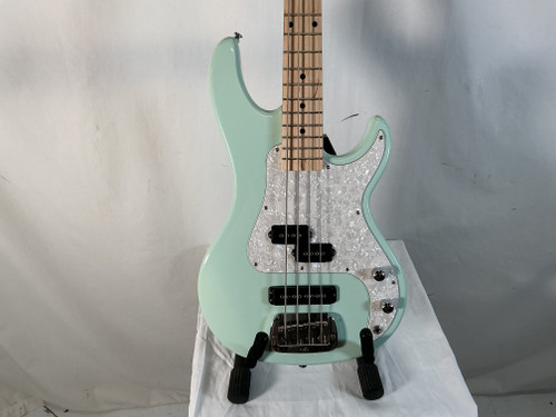 Vist Large View of Product Image Which is Used G&L ASAT CLASSIC TRIBUTE Bass Guitar Blue 4-String