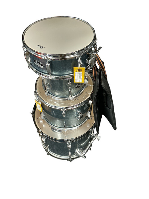 Vist Large View of Product Image Which is Used Pearl PEARL ROADSHOW 4 PIECE Drum Shells and Hardware Silver/Gray