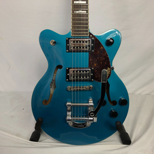 Vist Large View of Product Image Which is Used Gretsch G2657T Semi-Hollow Electric Guitar Blue 6-String