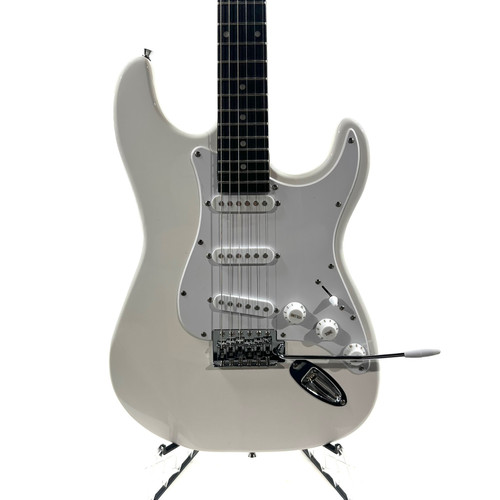 Vist Large View of Product Image Which is Used Ashthorpe Stratocaster
