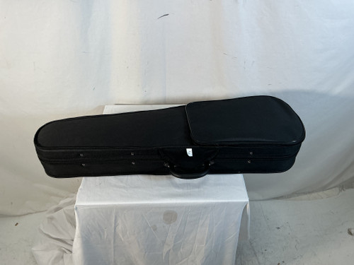 Used 4/4 VIOLIN CASE Band Instrument Case 40012-S000305964 Vist Large View of Product Image Which is Used 4/4 VIOLIN CASE Band Instrument Case