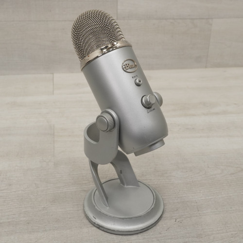 Vist Large View of Product Image Which is Used Blue Yeti Usb Microphone