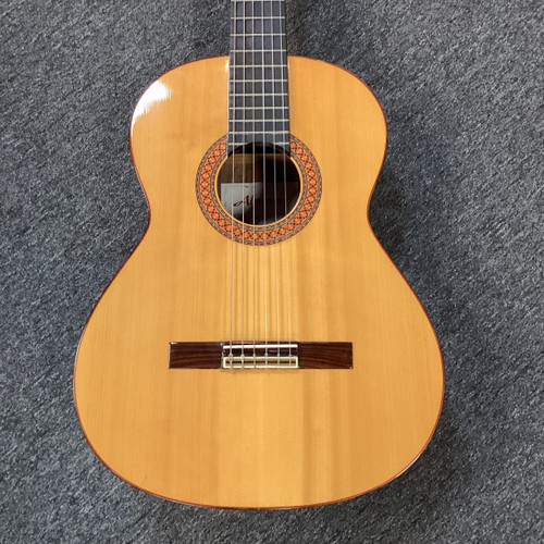 Vist Large View of Product Image Which is Used ALMANSA 435 CONSERVATORY Solid Top Acoustic Guitar Natural