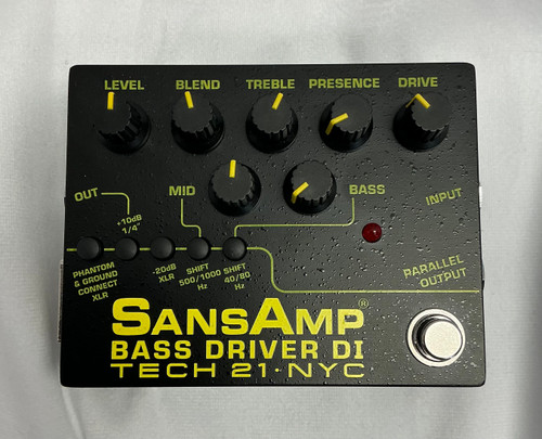Vist Large View of Product Image Which is Used Sans Amp BASS DRIVER DI BUTTON Bass Pre-Amp Pedal