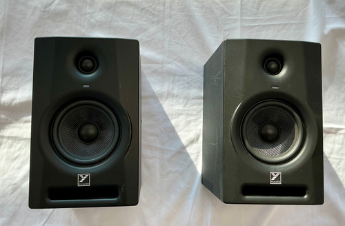 Vist Large View of Product Image Which is Used Yorkville YSM-5 Powered Studio Monitors