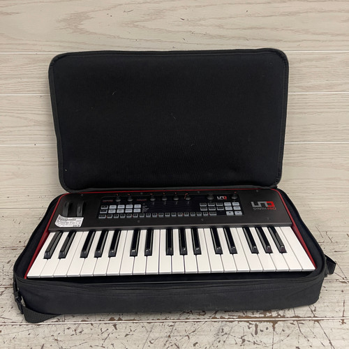 Vist Large View of Product Image Which is Used - IK Multimedia UNO SYNTH PRO 37-KEY W. BAG AND AC Compact Synthesizer 