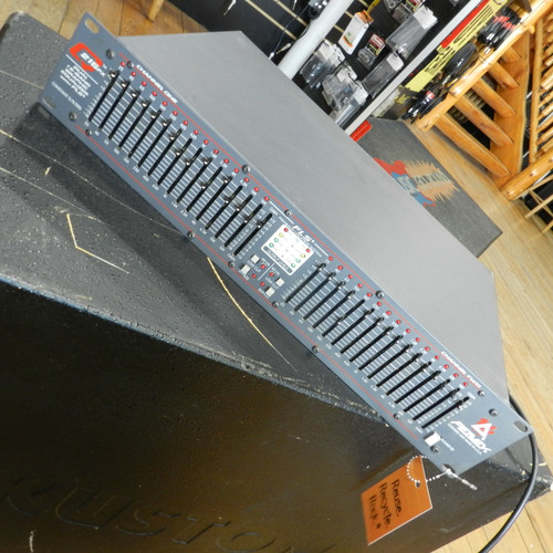 Vist Large View of Product Image Which is Used Peavey Q 215FX Equalizer