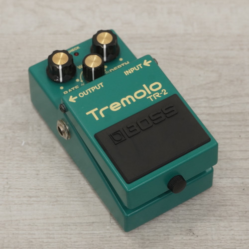 Vist Large View of Product Image Which is Used Boss TR-2 Tremolo Pedal