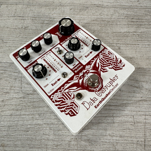 Used EarthQuaker Devices Data Corrupter Harmonizing PLL Pedal 40112-S000179605 Vist Large View of Product Image Which is Used EarthQuaker Devices Data Corrupter Harmonizing PLL Pedal