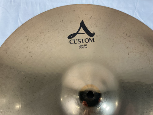 Used Zildjian 17 IN A CUSTOM CRASH Crash Cymbal 17" 40012-S000306258 Vist Large View of Product Image Which is Used Zildjian 17 IN A CUSTOM CRASH Crash Cymbal 17"