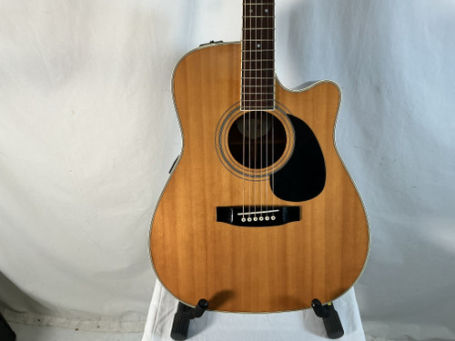 Used Takamine EG332C Solid Top Acoustic Guitar Natural 40012-S000306292 Vist Large View of Product Image Which is Used Takamine EG332C Solid Top Acoustic Guitar Natural