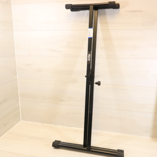 Vist Large View of Product Image Which is Used On Stage OSS KS7190 SINGLE BRACE KEYBOARD STAND Single Keyboard Stand