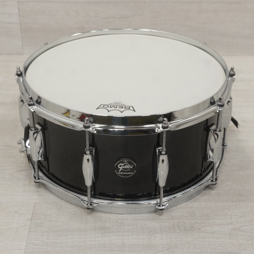 Vist Large View of Product Image Which is Used Gretsch 14x6.5 Renown Piano Black Wood Snare Drum