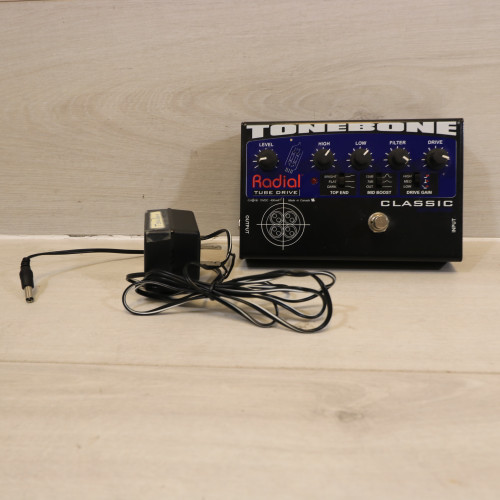 Used Radial TONEBONE CLASSIC DISTORTION Guitar Effect 41108-S000062755 Vist Large View of Product Image Which is Used Radial TONEBONE CLASSIC DISTORTION Guitar Effect