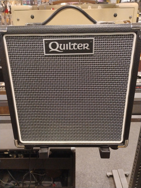 Vist Large View of Product Image Which is Used Quilter BLOCKDOCK 10TC 1 x 10 Guitar Speaker Cabinet.
