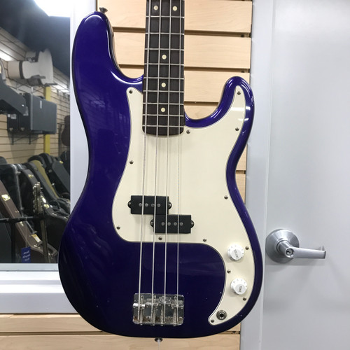Vist Large View of Product Image Which is Used Fender 2001 PRECISION BASS Vintage P Type Bass Guitar Blue 4-String