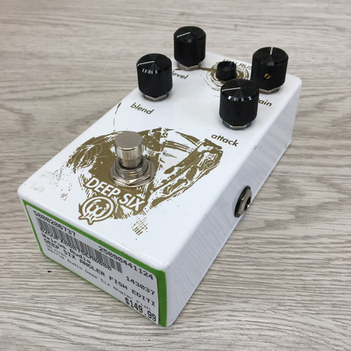 Vist Large View of Product Image Which is Used Walrus Audio DEEP SIX ANGLER FISH EDITION COMP Compressor Pedal