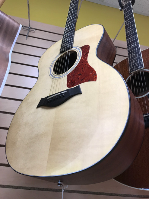 Vist Large View of Product Image Which is Used Taylor 114 Laminate Top Acoustic Guitar Natural