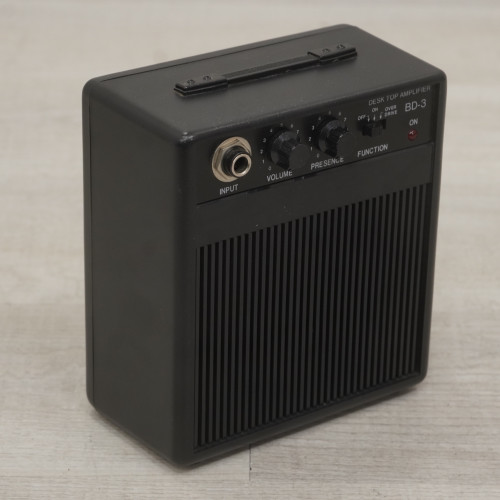 Vist Large View of Product Image Which is Used Desk Top Amplifier BD-3 Solid State Guitar Combo