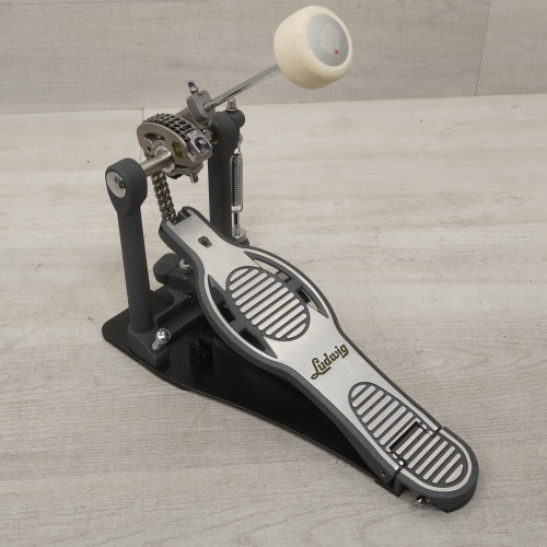 Vist Large View of Product Image Which is Used Ludwig L204SF Kick Drum Pedal