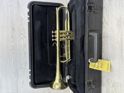 Vist Large View of Product Image Which is Used Bach TR300 Trumpet w/Case