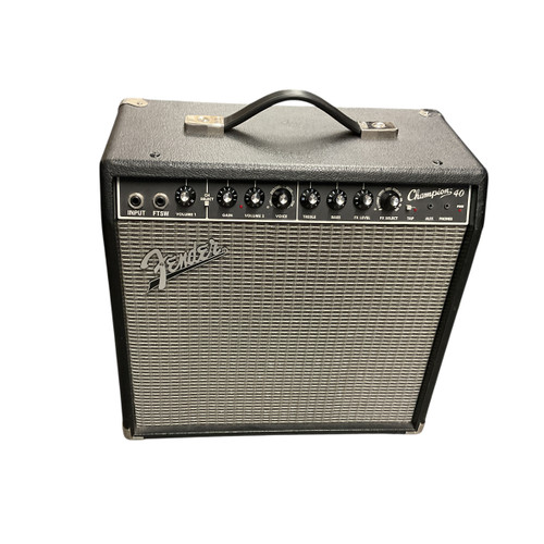 Vist Large View of Product Image Which is Used Fender CHAMPION 40 1 x 12 Solid State Amplifier 1 x 12