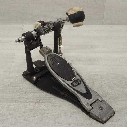 Vist Large View of Product Image Which is Used Pearl P2002C Kick Drum Pedal