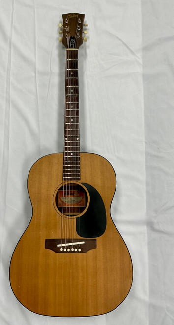 Vist Large View of Product Image Which is Used Gibson LG-0 Solid Top Acoustic Guitar Natural