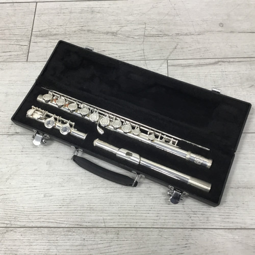Vist Large View of Product Image Which is Used Bundy Student Flute