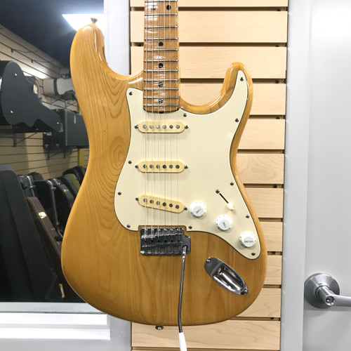 Vist Large View of Product Image Which is Used MIJ STRAT COPY Vintage S Type Electric Guitar Natural 6-String