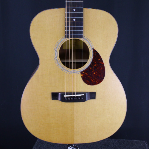 Vist Large View of Product Image Which is Used Eastman E1OM ORCHESTRA MODEL ACOUSTIC GUITAR Solid Top Acoustic Guitar Natural