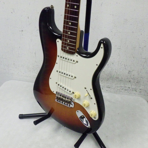 Vist Large View of Product Image Which is Used Fender 1989 STRATOCASTER ST 62 MADE IN JAPAN Vintage S Type Electric Guitar Sunburst 6-String