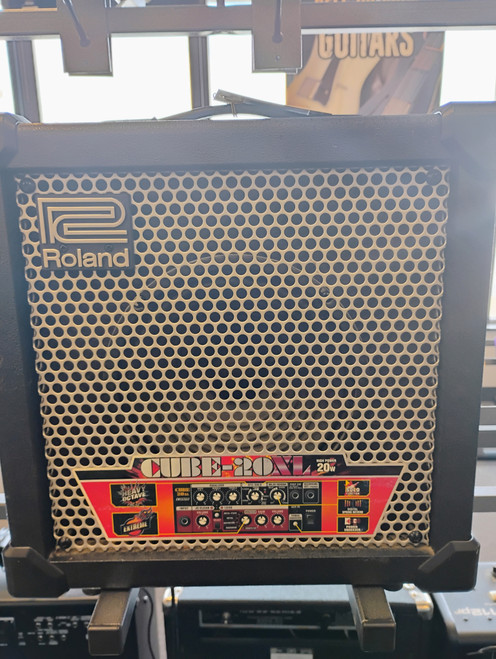 Vist Large View of Product Image Which is Used Roland CUBE 20XL Solid State Guitar Amp 1 x 8