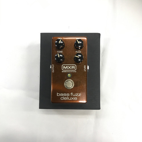 Vist Large View of Product Image Which is Used MXR BASS FUZZ DELUXE Fuzz Pedal