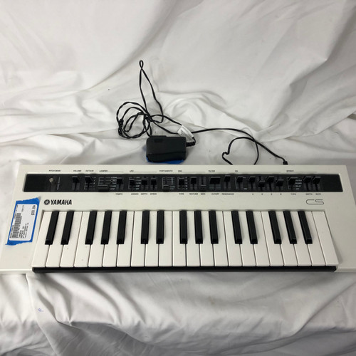 Vist Large View of Product Image Which is Used Yamaha REFACE CS Compact Synthesizer Compact
