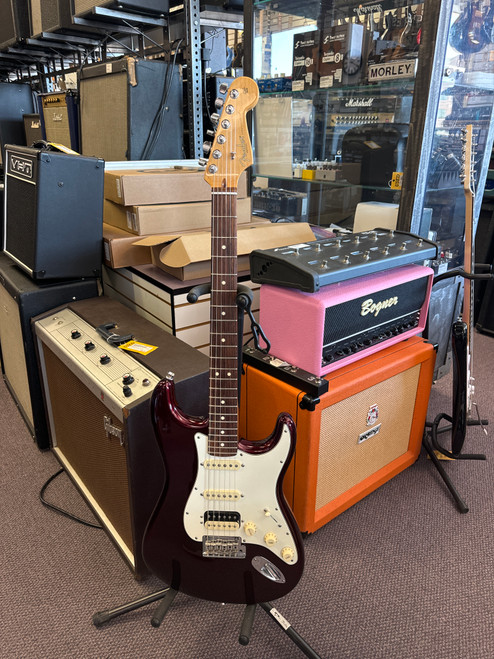 Vist Large View of Product Image Which is Used Fender AMERICAN STANDARD W/SHAWBUCKER S Type Electric Guitar Red 6-String