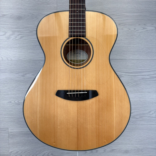 Vist Large View of Product Image Which is Used Breedlove Discovery Concert Solid-Top Acoustic