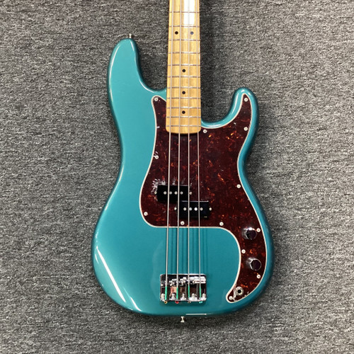 Vist Large View of Product Image Which is Used Fender PLAYERS SERIES P BASS SPECIAL EDITION P Type Bass Guitar Other 4-String