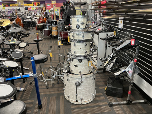 Vist Large View of Product Image Which is Used PDP CX SERIES 5 PIECE SHELLS W/HDWR Drum Shells and Hardware White