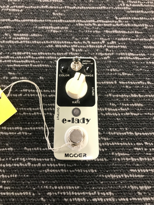 Vist Large View of Product Image Which is Used Mooer E LADY Guitar Effects Pedal