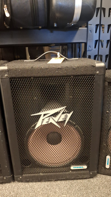 Vist Large View of Product Image Which is Used Peavey 110DL Speaker Cabinet