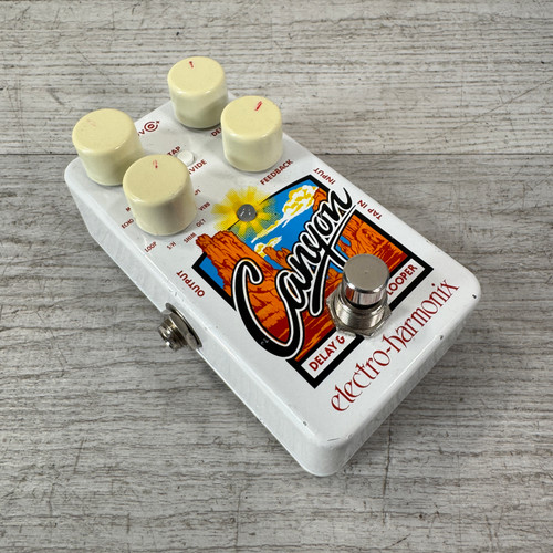 Vist Large View of Product Image Which is Used Electro-Harmonix Canyon Delay and Looper Pedal