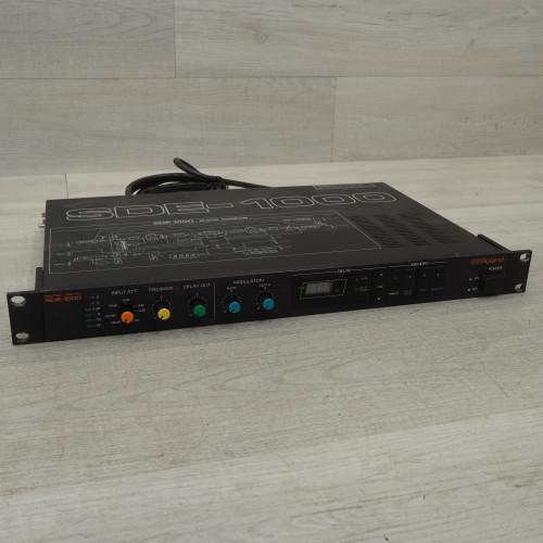 Vist Large View of Product Image Which is Used Roland SDE-1000 Rackmount Guitar Effect