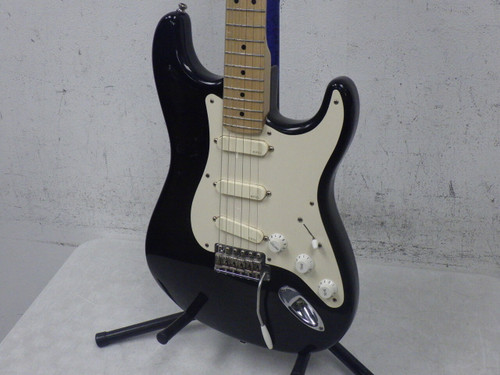 Vist Large View of Product Image Which is Used Fender 2009 Eric Clapton Blackie Straocaster