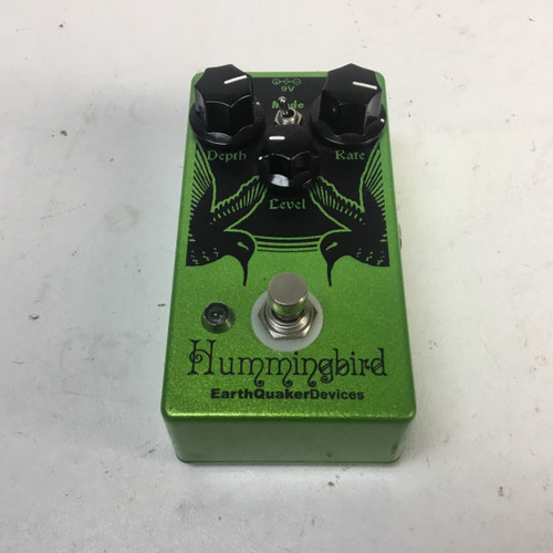 Vist Large View of Product Image Which is Used Earthquaker Devices HUMMINGBRID Tremolo Pedal