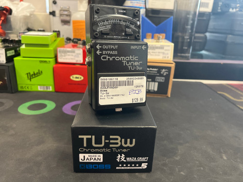 Vist Large View of Product Image Which is Used Boss TU-3W Tuner Pedal