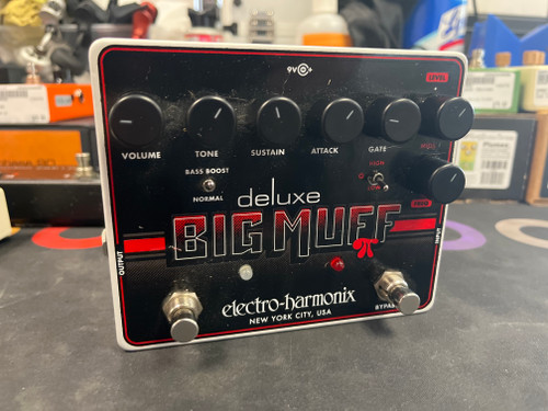 Vist Large View of Product Image Which is Used Electro Harmonix (E/H) DELUXE BIG MUFF PI Fuzz Pedal