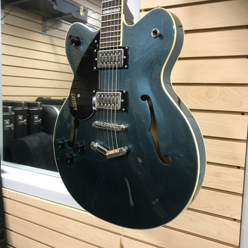 Vist Large View of Product Image Which is Used Gretsch STREAMLINER G2622LH Semi-Hollow Electric Guitar Green 6-String